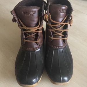 Sperry saltwater boot